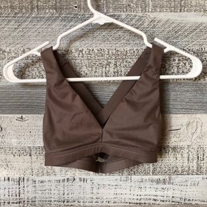 Victoria Sport v-neck crossback sports bra VS PINK